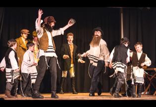 <em>Fiddler on the Roof</em> Article Photo - 