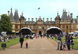 MAD About Waddesdon 2011 Article Graphic